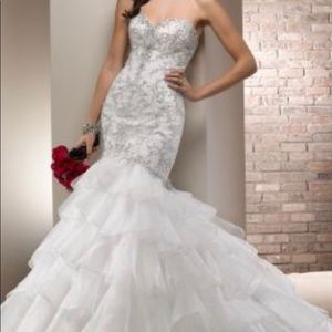 Maggie Sottero Dresses - MAGGIE SOTTERO AGNES WEDDING DRESS Maggie Sottero Dresses - MAGGIE SOTTERO AGNES WEDDING DRESS